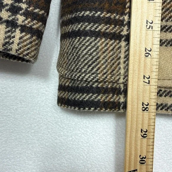 Todd Snyder plaid wool jacket. Size medium.